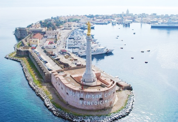 Il porto di Messina